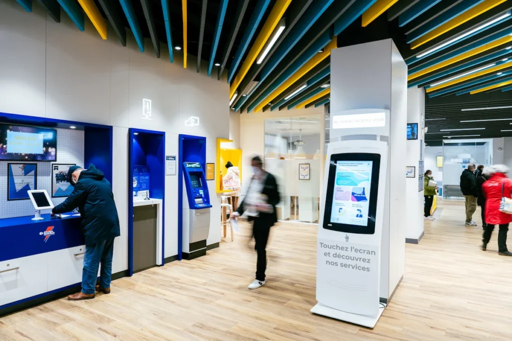 Services postaux